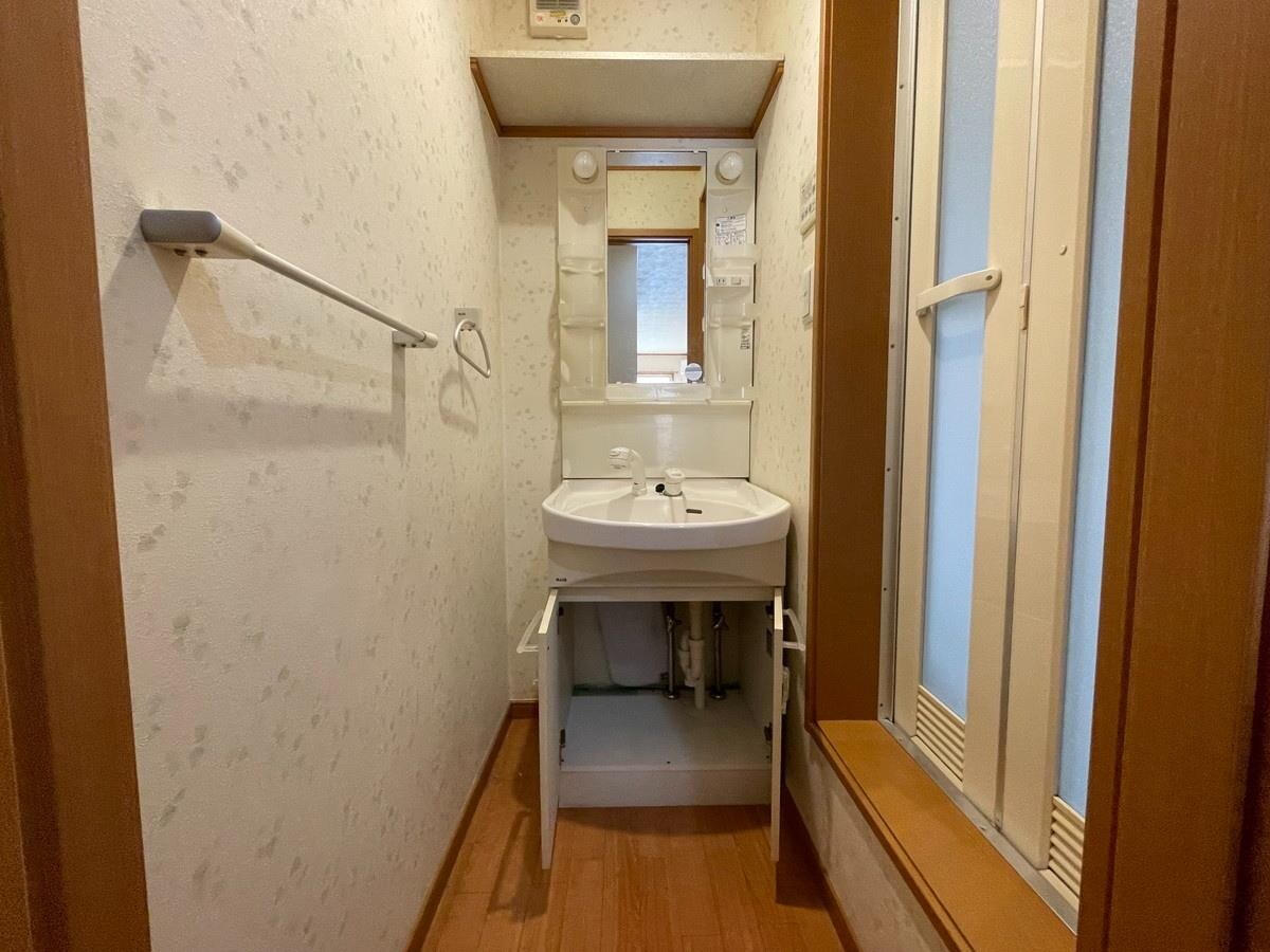 シャレーコーセイ壱番館の物件内観写真