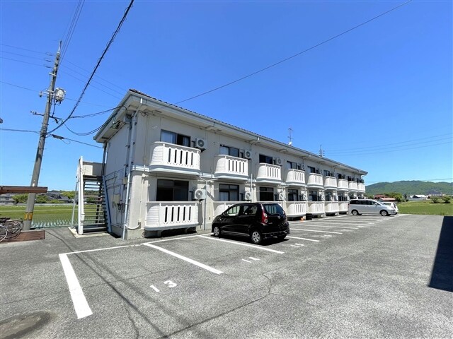 グランドフォーレB棟の物件外観写真