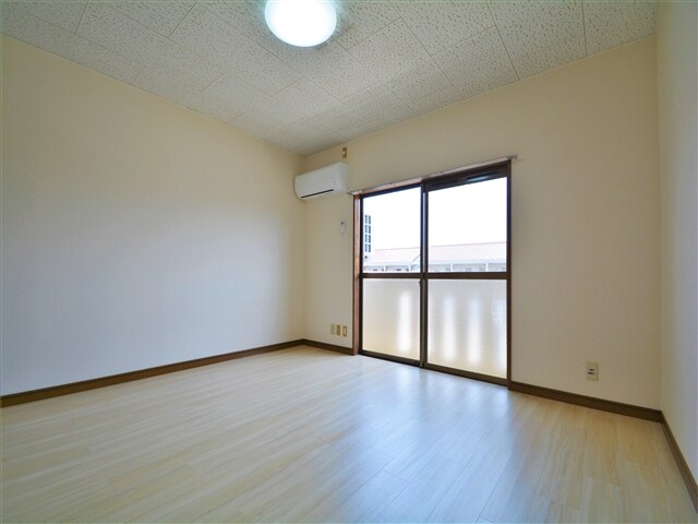 グランドフォーレB棟の物件内観写真