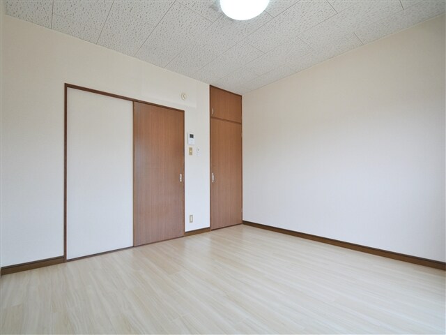 グランドフォーレB棟の物件内観写真