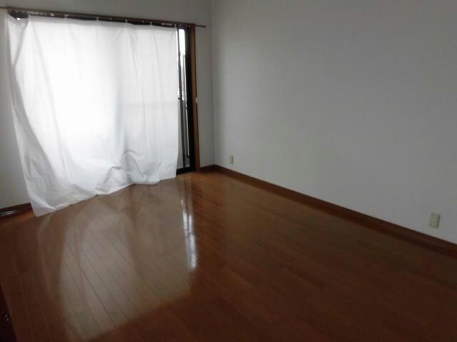 レアールシュウムの物件内観写真