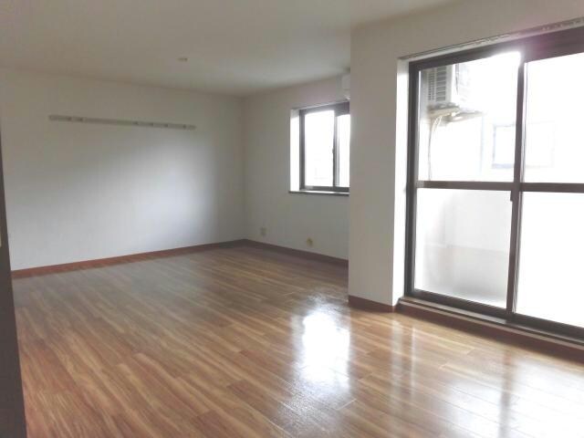 イーフラッツネオの物件内観写真