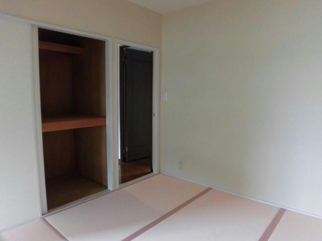 イーフラッツネオの物件内観写真