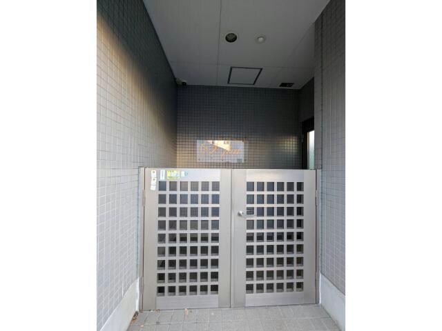 Ｓフラットの物件外観写真