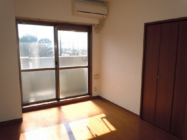 フィオーレ宇津木の物件内観写真