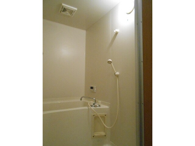 ルインズワタナベの物件内観写真