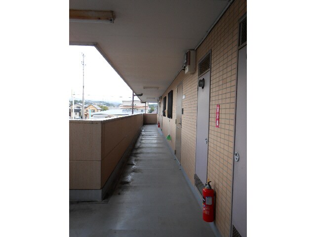 ルインズワタナベの物件外観写真