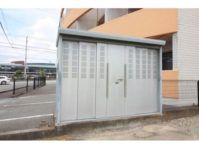 アーバンヒルズの物件外観写真