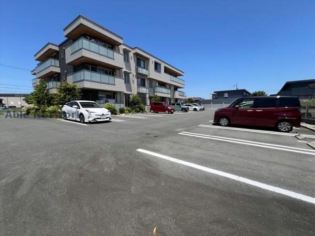 シェ・ブラウゼ北村の物件外観写真