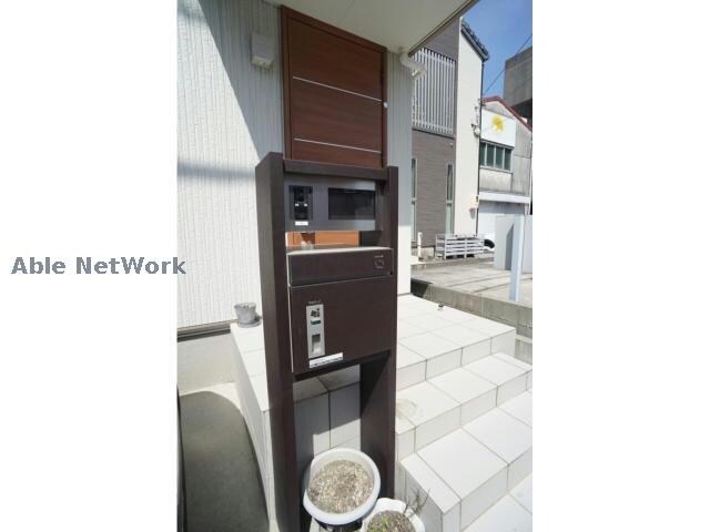 J COCOONの物件外観写真