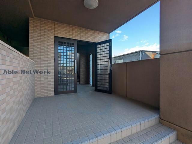 フォルス鷹丘の物件外観写真