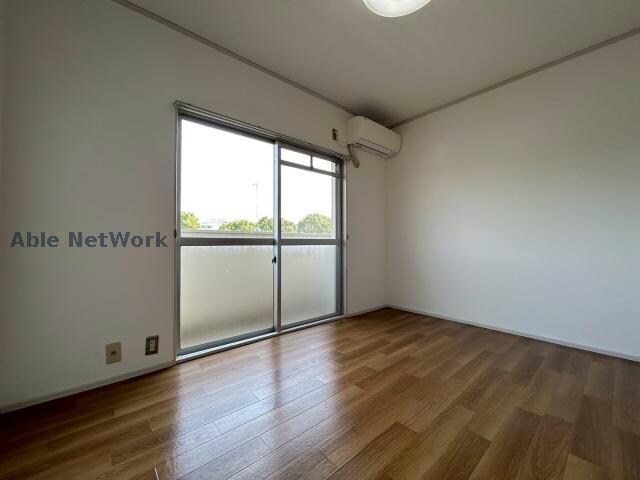 グリーンヴィレッジ牛川の物件内観写真