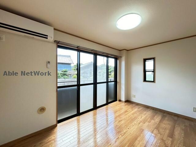 ガーデンコートＯＺの物件内観写真