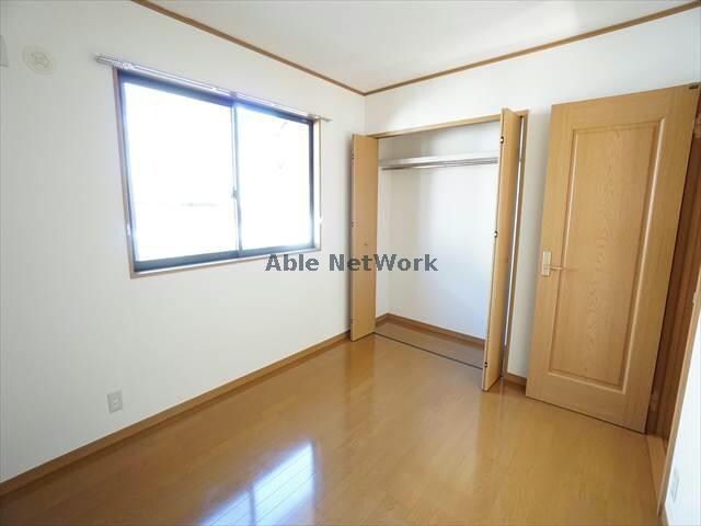 サンティパーク飯村北の物件内観写真