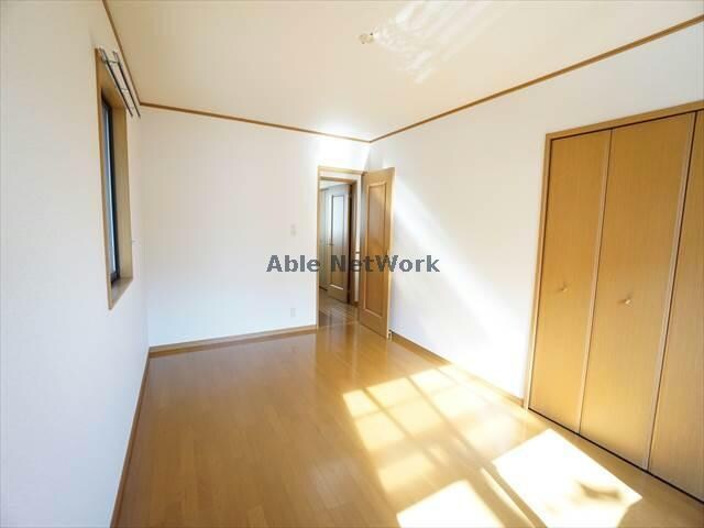 サンティパーク飯村北の物件内観写真