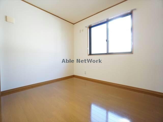 サンティパーク飯村北の物件内観写真