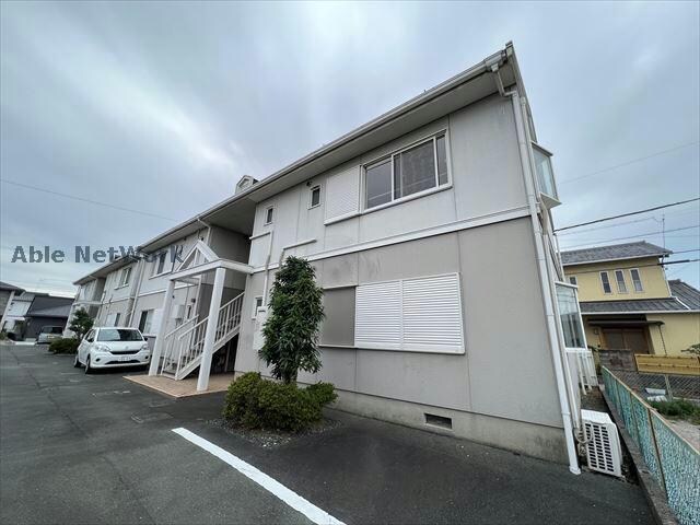 フレグランス牛川の物件外観写真