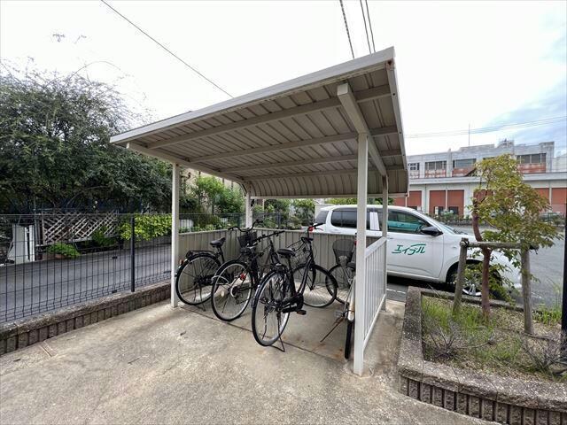 コスモステージの物件外観写真