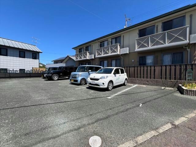 ルミエール山田の物件外観写真