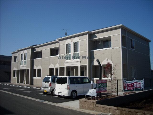 フィールドピアＷの物件外観写真