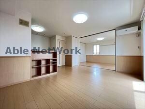 オリーブガーデンの物件内観写真