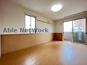 オリーブガーデンの物件内観写真