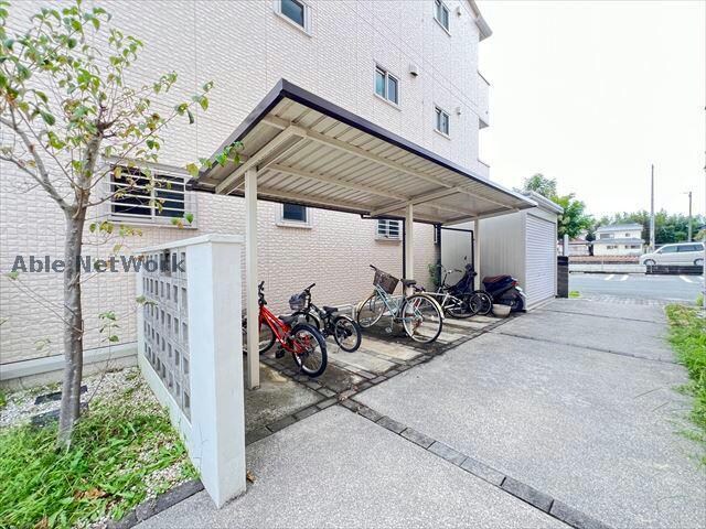 レジデンス芦原の物件外観写真