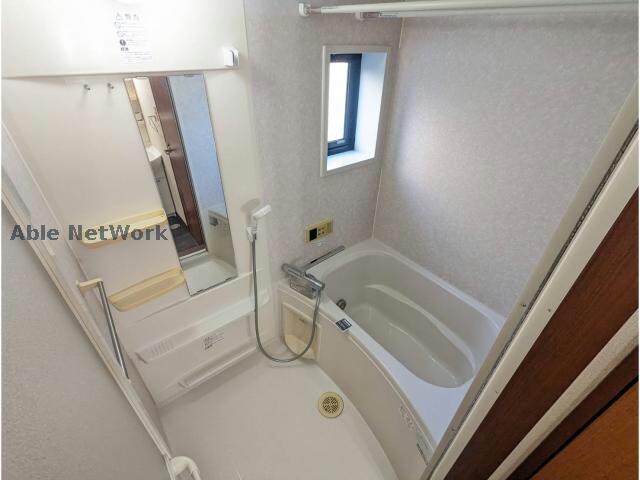 シンシア向山の物件内観写真