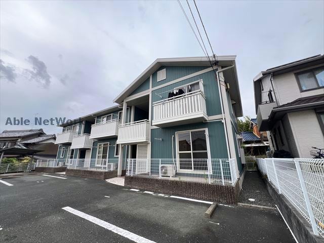 カーサヴェルデの物件外観写真