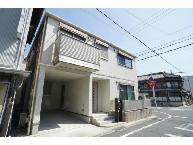 J COCOONの物件外観写真