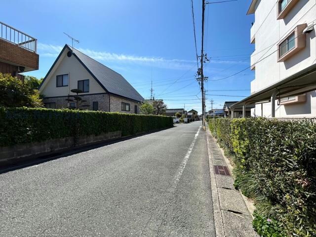 エステート岩瀬A.Bの物件外観写真