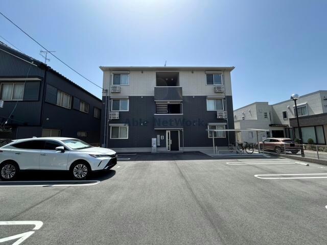 リシュドール鷹丘の物件外観写真