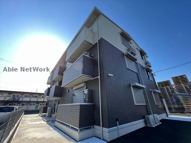 ソレイユ入船の物件外観写真