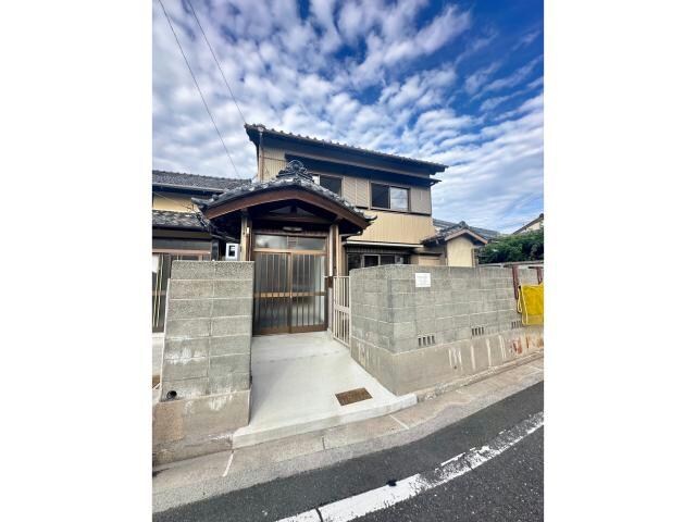 西郷町堀田様借家の物件外観写真