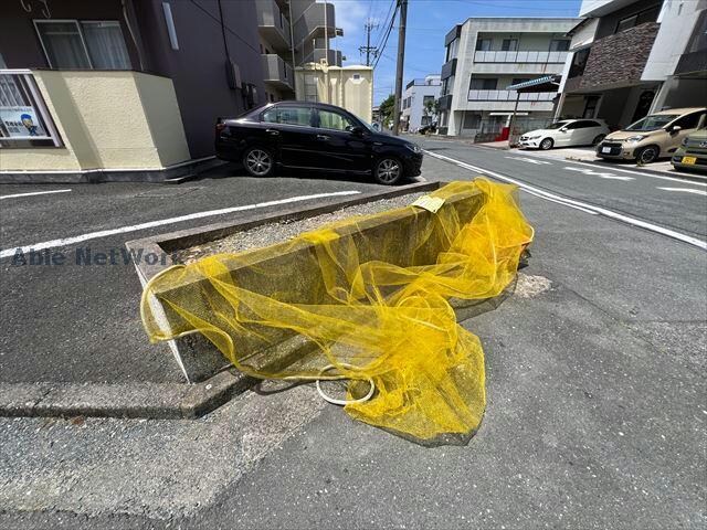 マキノマンションの物件外観写真