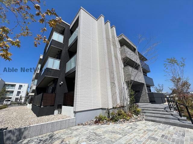 シャーメゾンミラまちの物件外観写真