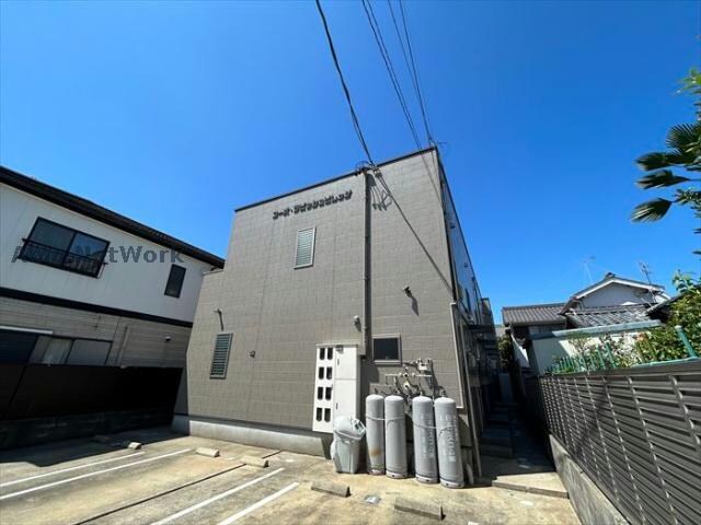 コーポ・ラピッシュビレッジの物件外観写真