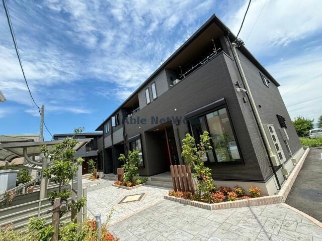 メゾンド　シャロレーⅠ・Ⅱの物件外観写真