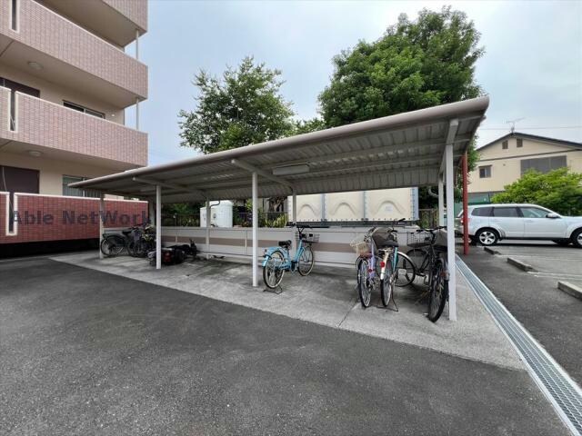 ボヌールの物件外観写真