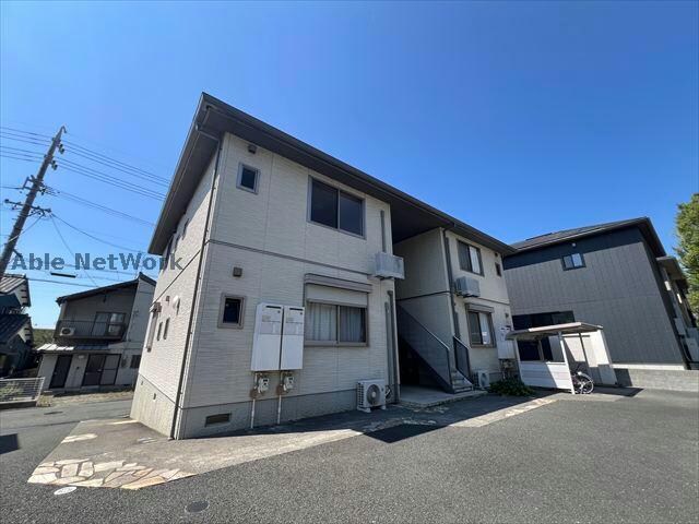 キャトルコートの物件外観写真