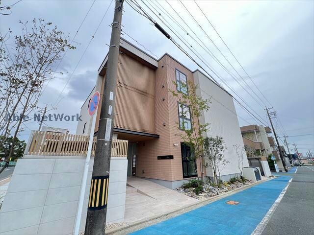 シャーメゾンArtsyの物件外観写真