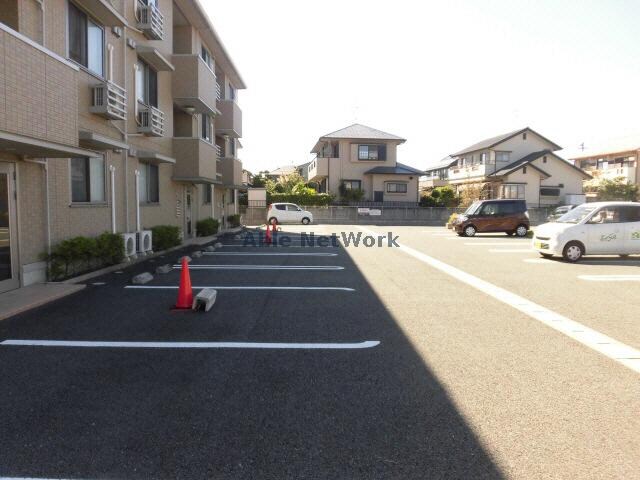 グランドデュークの物件外観写真