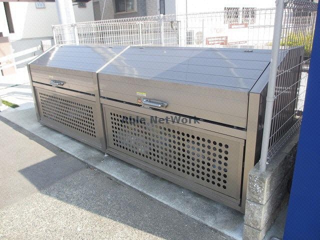 グランドデュークの物件外観写真