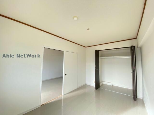 プレジデント島崎の物件内観写真