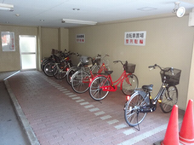 三和ビルの物件外観写真