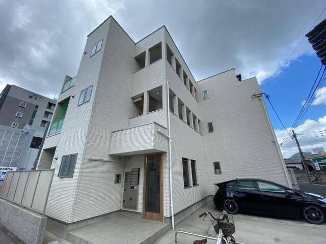 REGALESTフロンティアⅢの物件外観写真