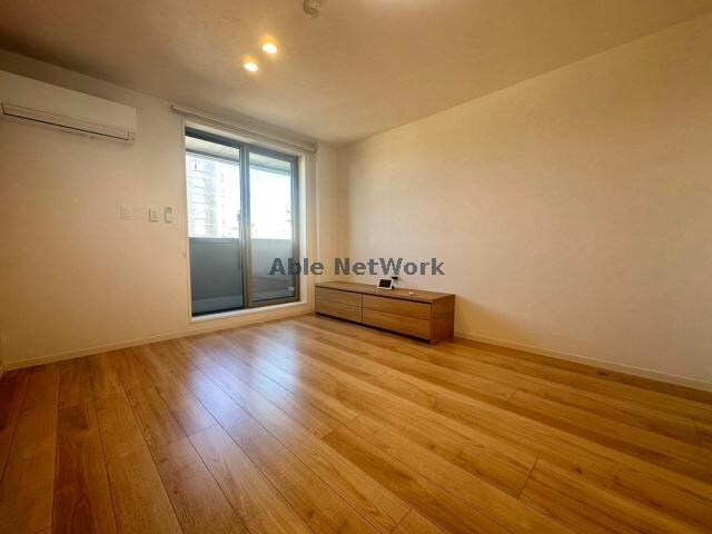 シャーメゾンリバーサイドの物件内観写真