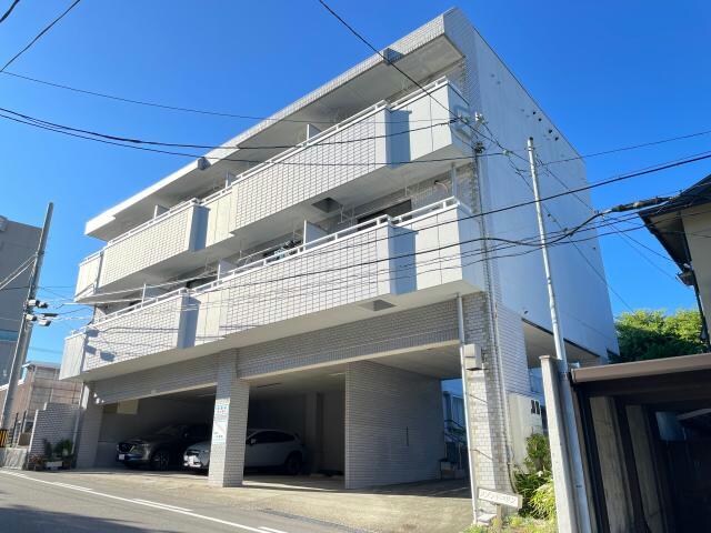 メゾン・ド・コリンの物件外観写真