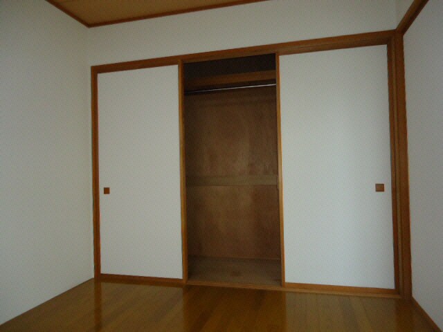 アーバンハウス西堀の物件内観写真