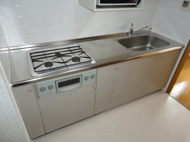 アーバンハウス西堀の物件内観写真